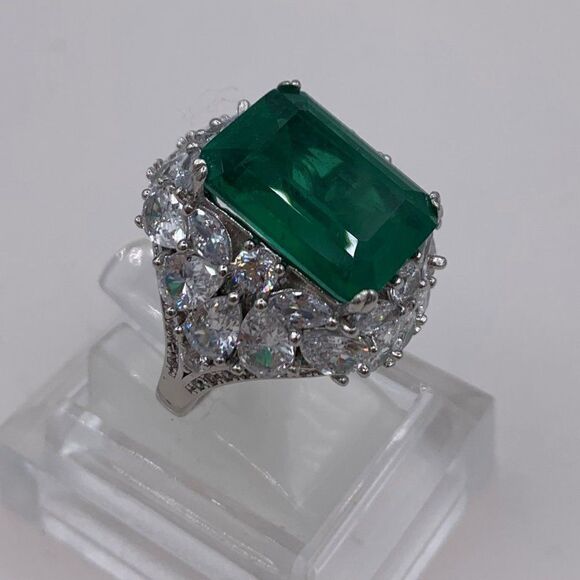 Ring, huge emerald solitaire, sterling 925 silver, filigreed gallery, NWOT, sz 7 - Picture 4 of 16